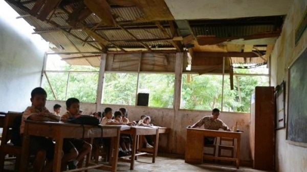 100.000 Ruang Belajar di Sekolah Rusak